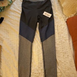 Outdoor Voices 7/8 Springs Leggings, never worn!